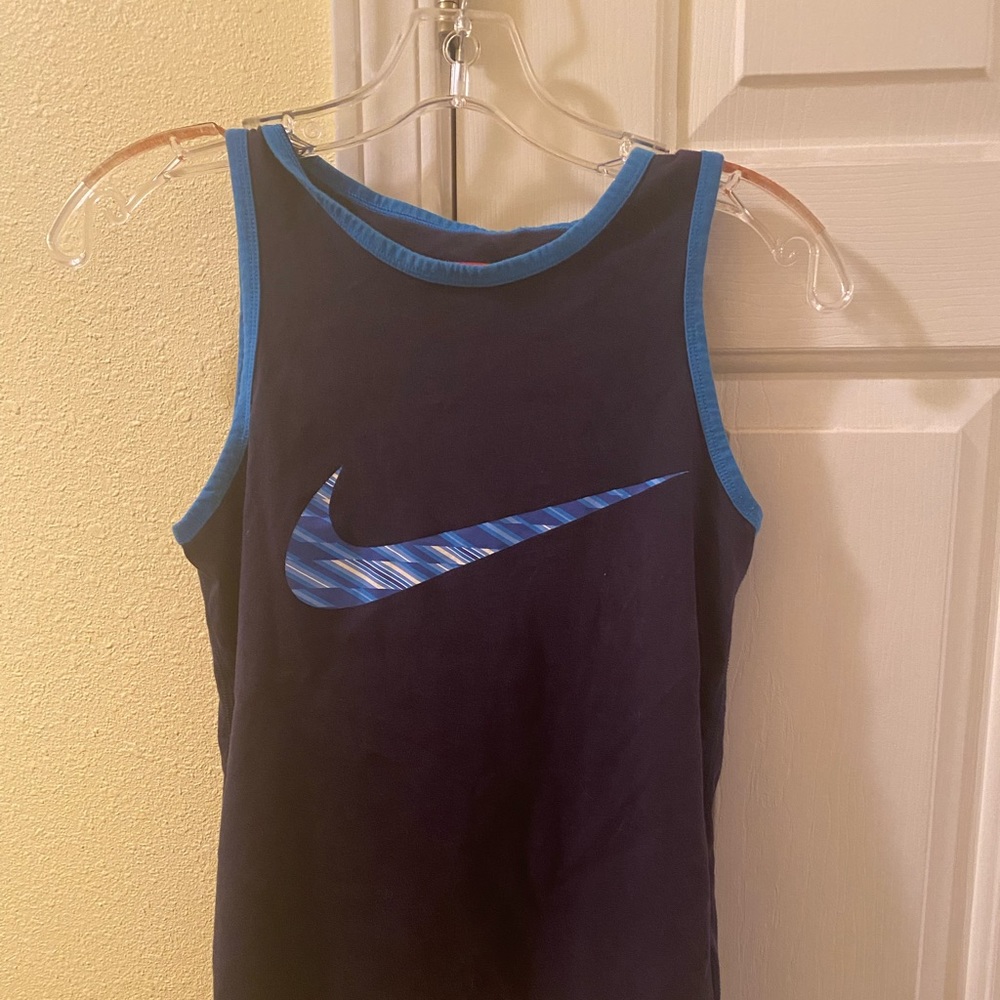 Nike Youth size M tank top Boys